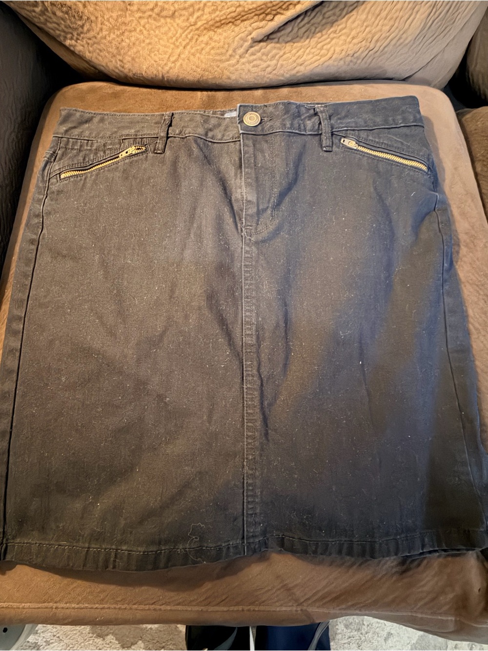 GAP Black Mini Skirt with Gold Zip Accents